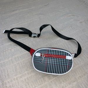 Free People Plaid Fanny Pack 💛